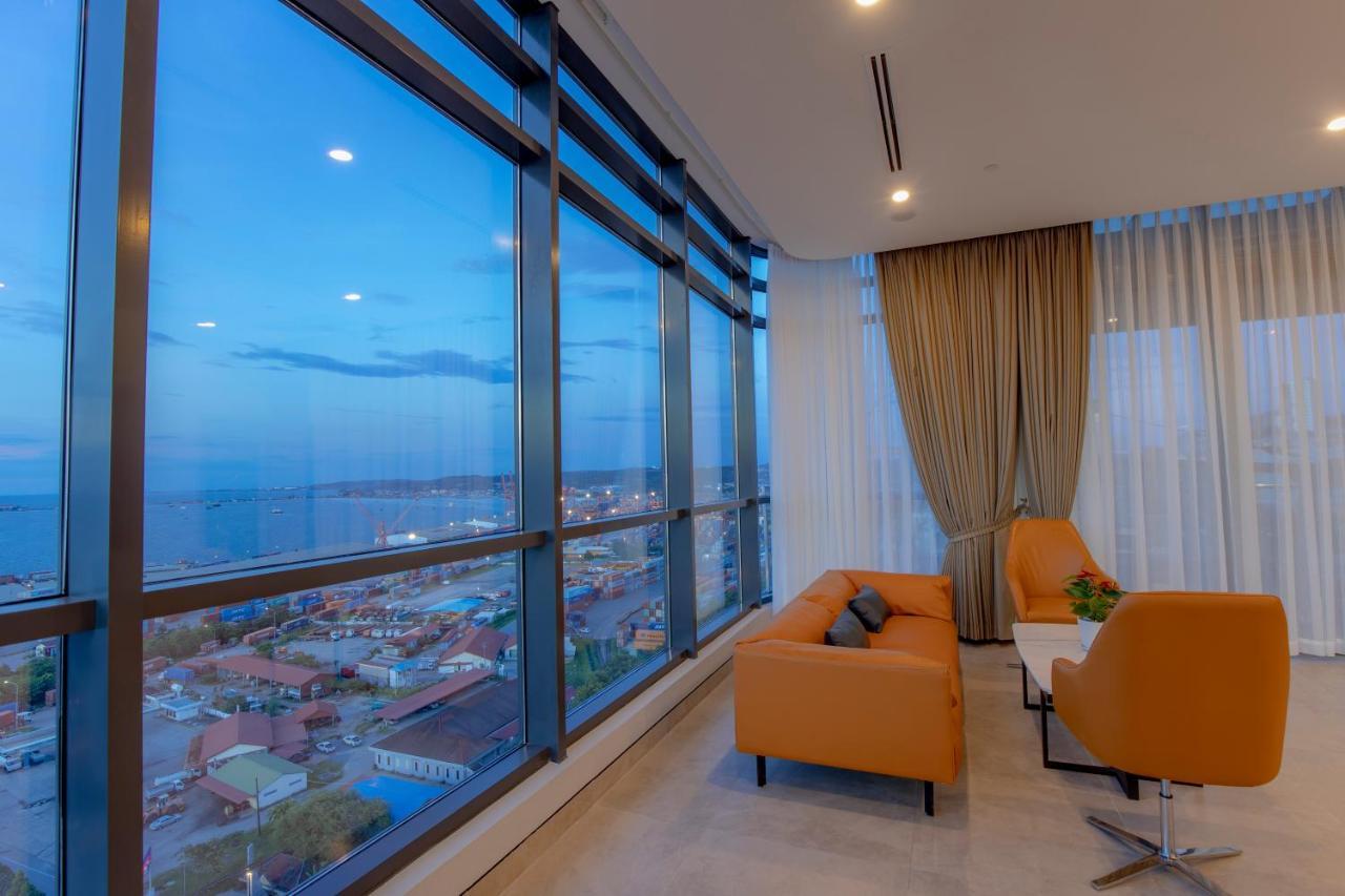 Seascape Palace Hotel 시아누크빌 외부 사진