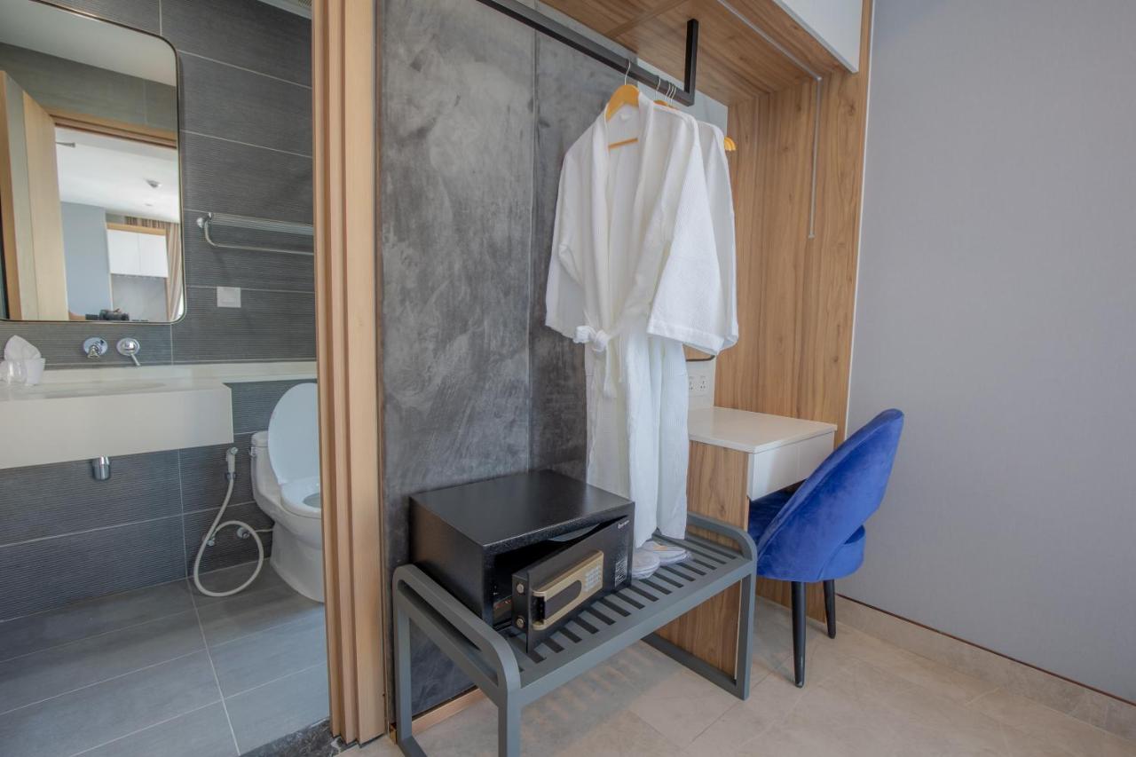 Seascape Palace Hotel 시아누크빌 외부 사진