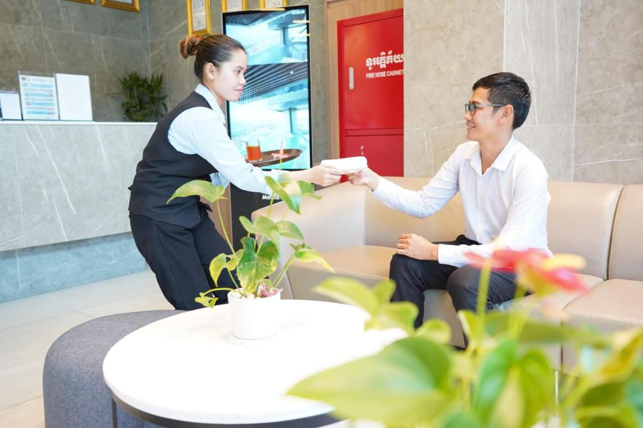 Seascape Palace Hotel 시아누크빌 외부 사진